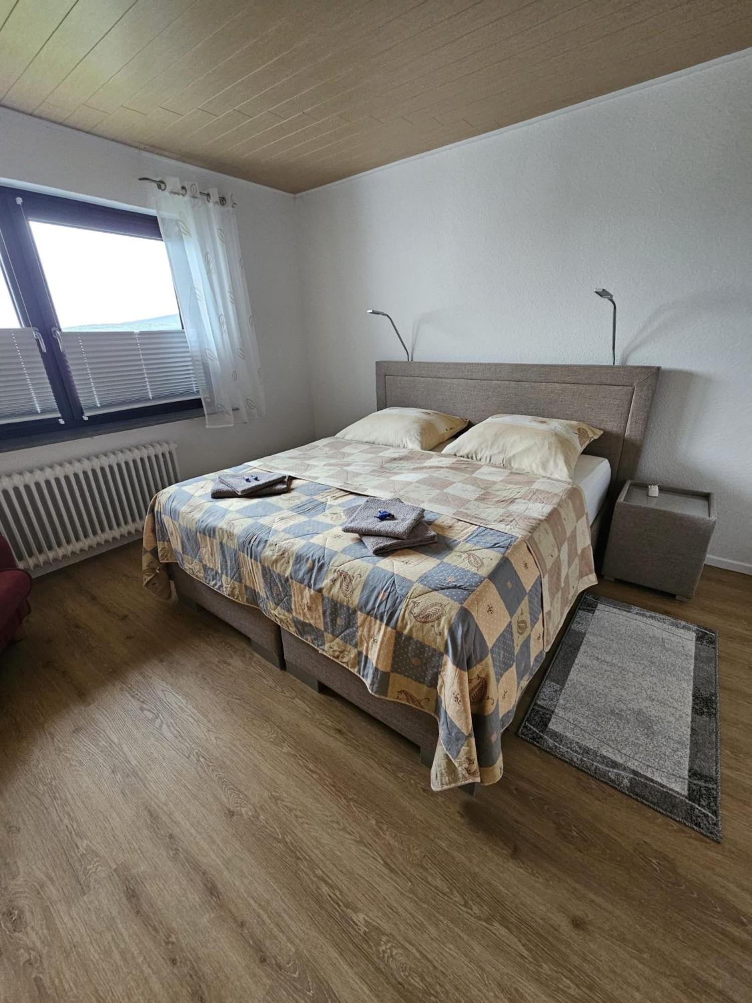 Ferienwohnung Talblick Ahnatal Exterior photo